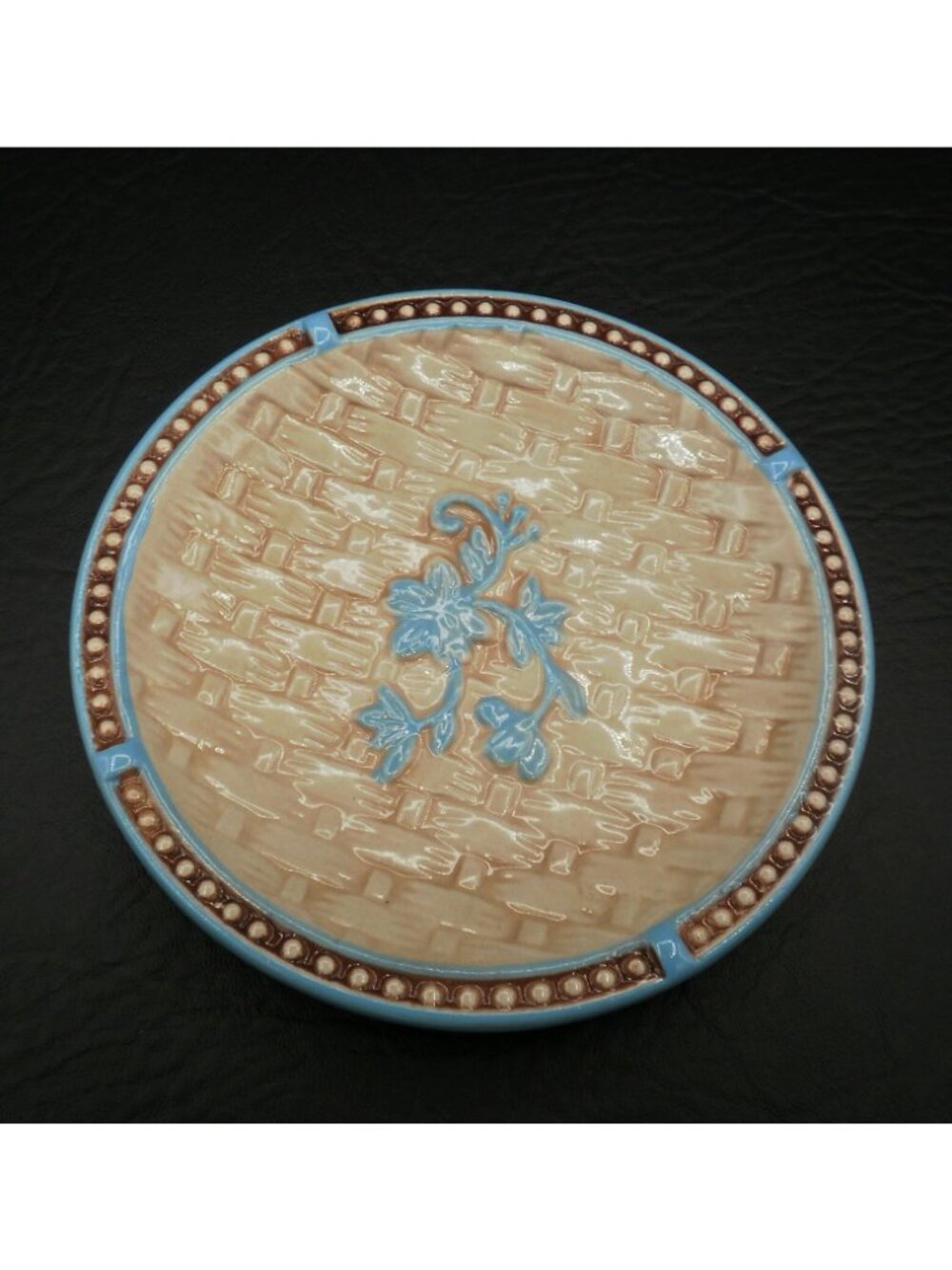 Temptations Floral Lace Basket Weave Bread Plates Light Blue 4 PC Hard to Find - Picture 3 of 4